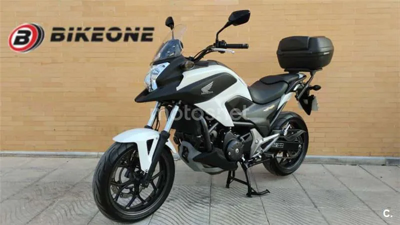 Honda NC 750 – Vista 4