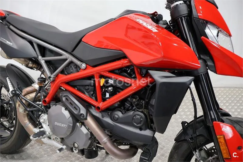 Ducati Hypermotard – Vista 12