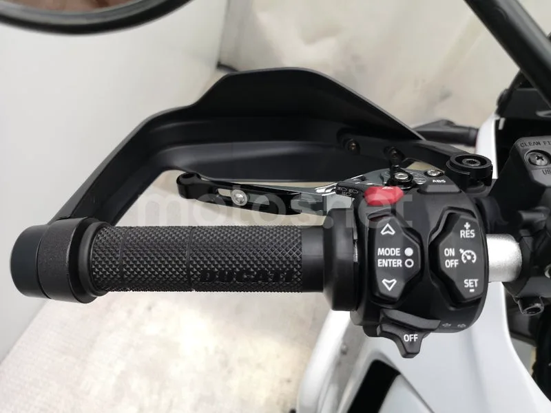 Ducati DesertX – Vista 9