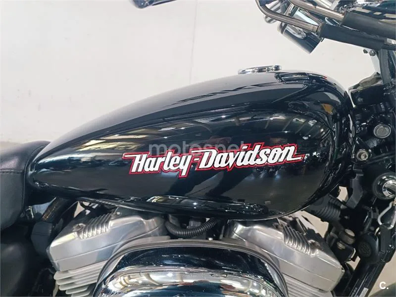 Harley-Davidson Sportster 883 – Vista 12