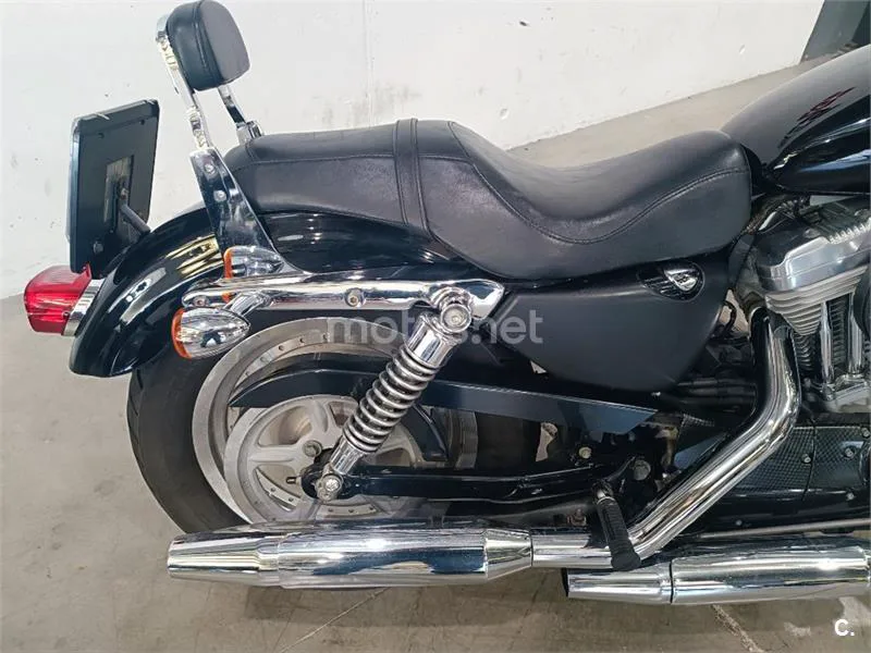 Harley-Davidson Sportster 883 – Vista 14