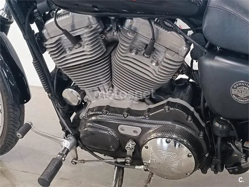 Harley-Davidson Sportster 883 – Vista 24