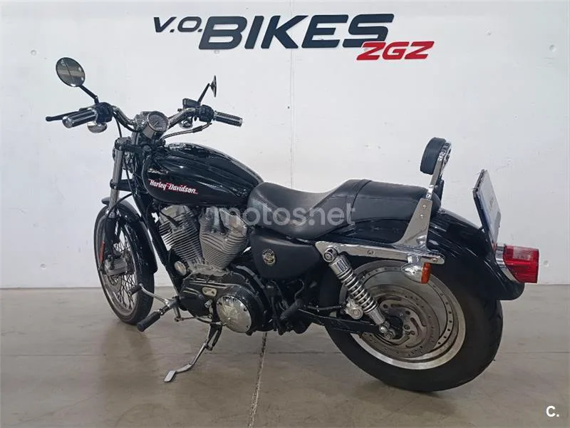 Harley-Davidson Sportster 883 – Vista 25