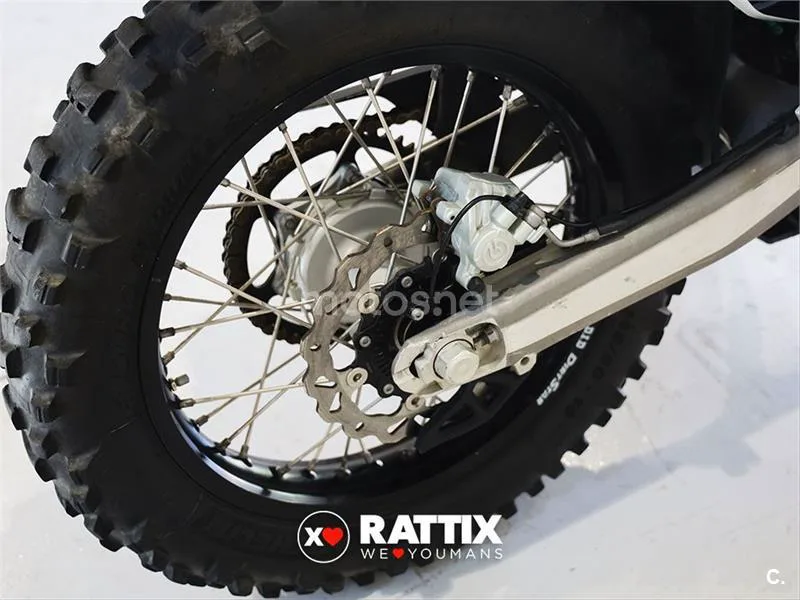 Husqvarna 701 Enduro – Vista 14
