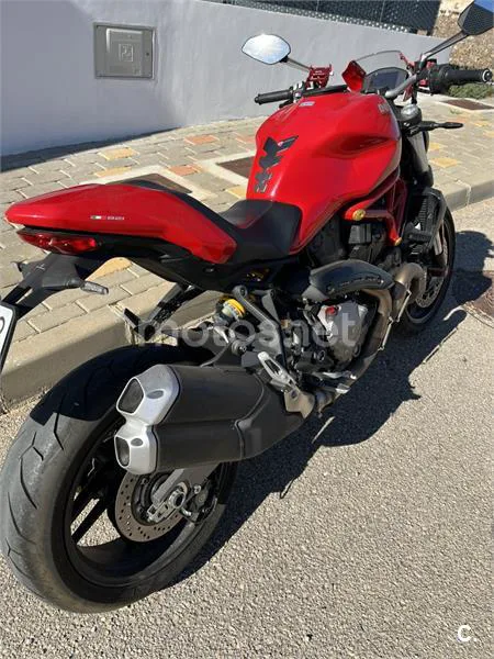 Ducati Monster 821 – Vista 8