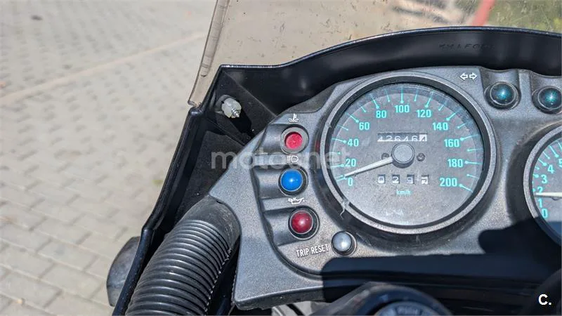 Kawasaki KLE 500 – Vista 5