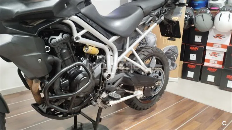 Triumph Tiger 800 XC – Vista 24