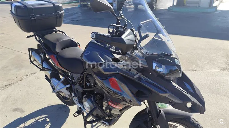 Benelli TRK 502 – Vista 2