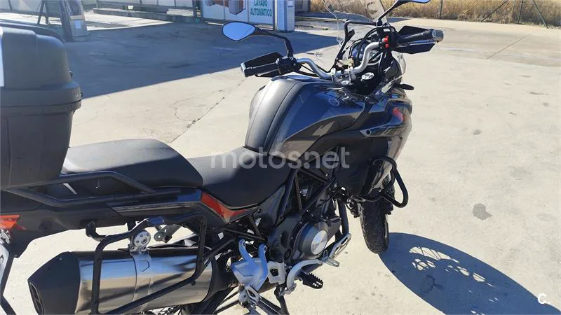 Benelli TRK 502 – Vista 3
