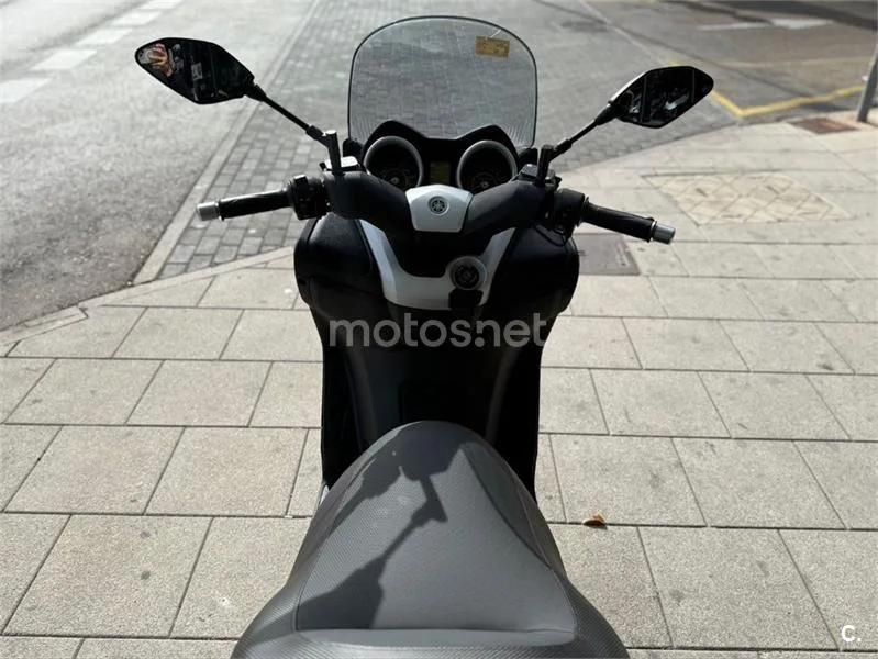 Yamaha XMAX 125 – Vista 14