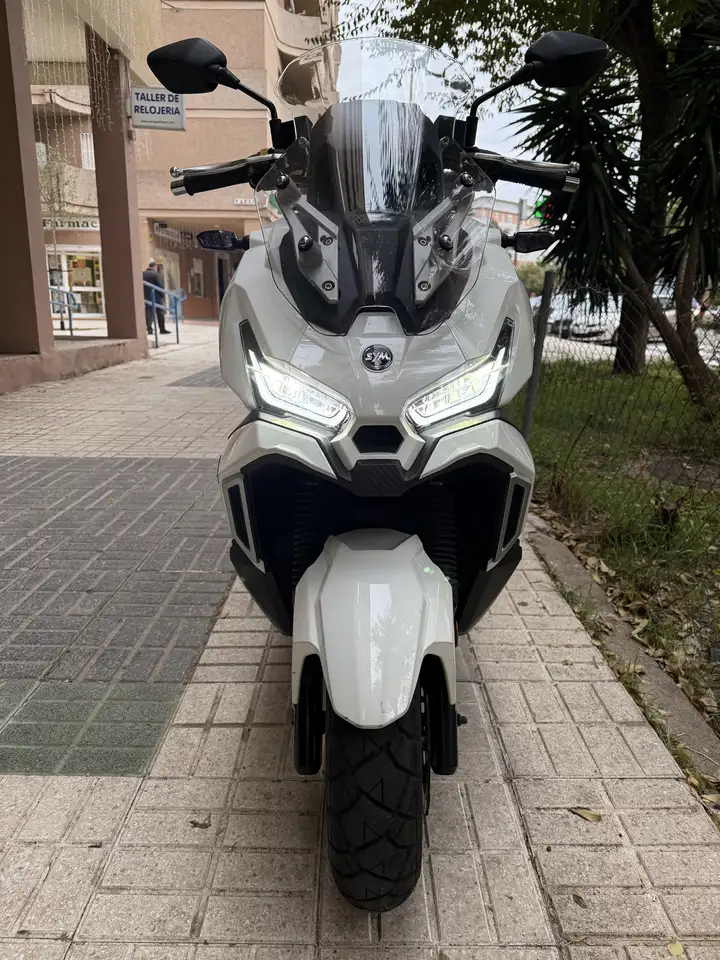 SYM ADX 125 – Vista 2