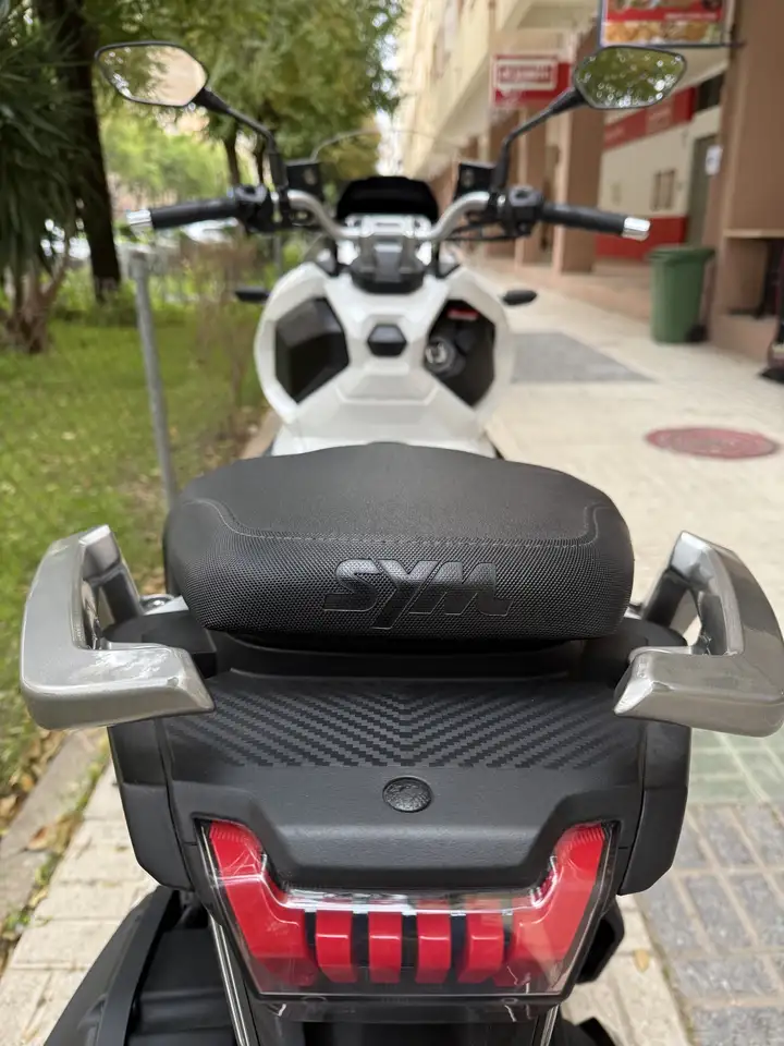 SYM ADX 125 – Vista 6