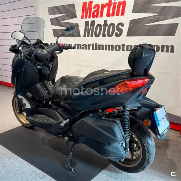 Yamaha XMAX 300 – Vista 7