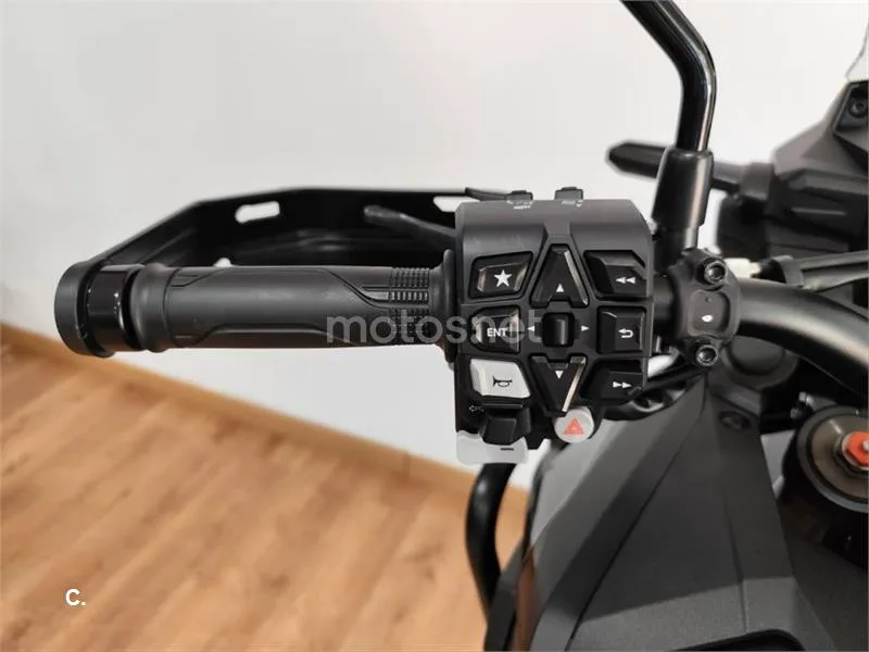 Honda CRF 1100L Africa Twin – Vista 6