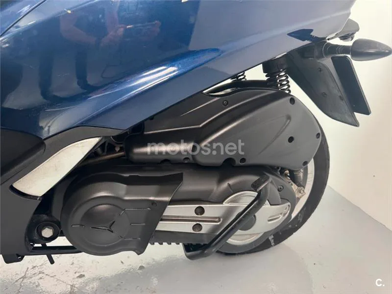 Piaggio MP3 – Vista 17