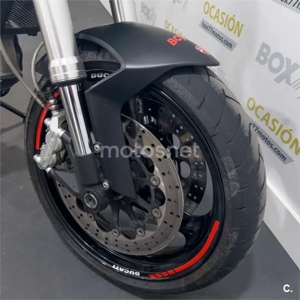 Ducati Monster 696 – Vista 12