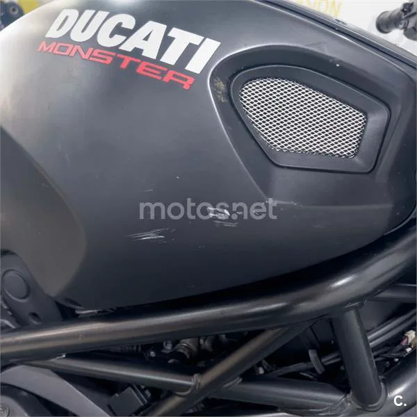 Ducati Monster 696 – Vista 13
