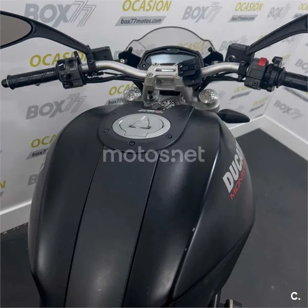 Ducati Monster 696 – Vista 16