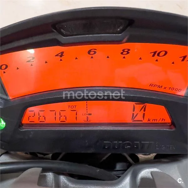 Ducati Monster 696 – Vista 7