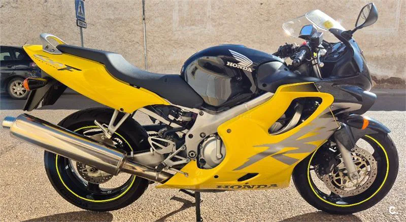 Honda CBR 600F – Vista 2