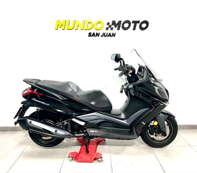 Kymco Super Dink 350 – Vista 5