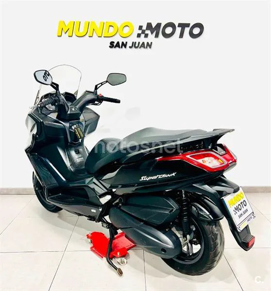 Kymco Super Dink 350 – Vista 8
