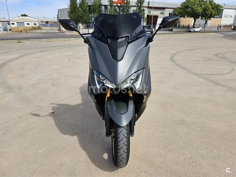 Yamaha TMAX 560 – Vista 5