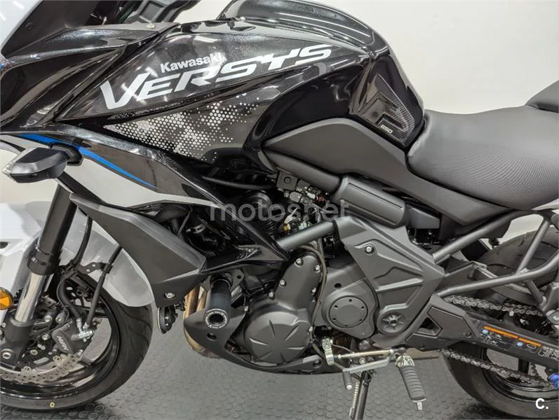 Kawasaki Versys – Vista 3