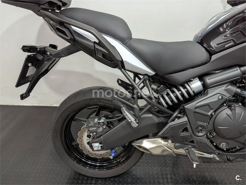Kawasaki Versys – Vista 8