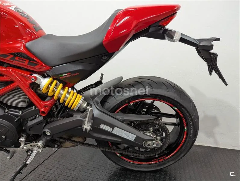 Ducati Monster 797 – Vista 4