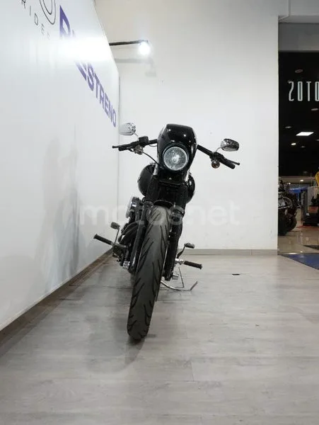 Harley-Davidson Dyna Low Rider – Vista 4
