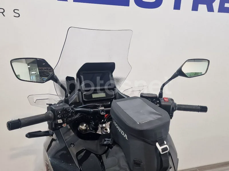Honda NT1100 – Vista 11