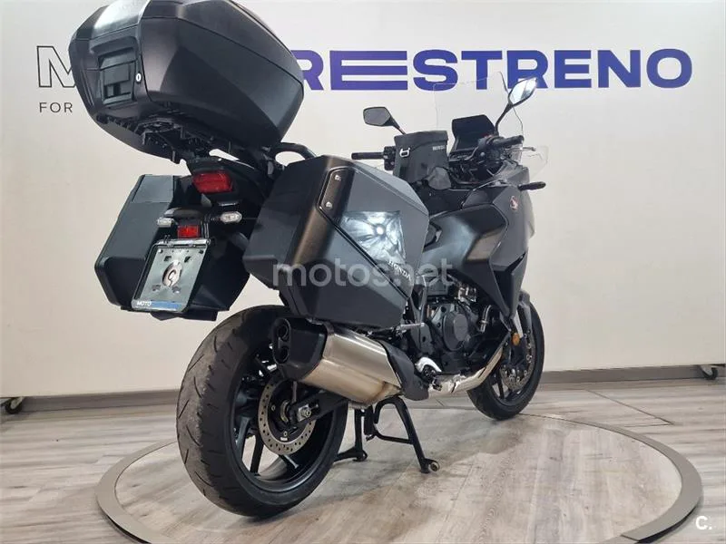 Honda NT1100 – Vista 8