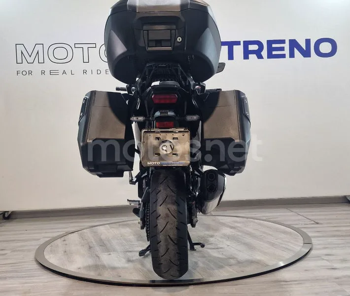 Honda NT1100 – Vista 9