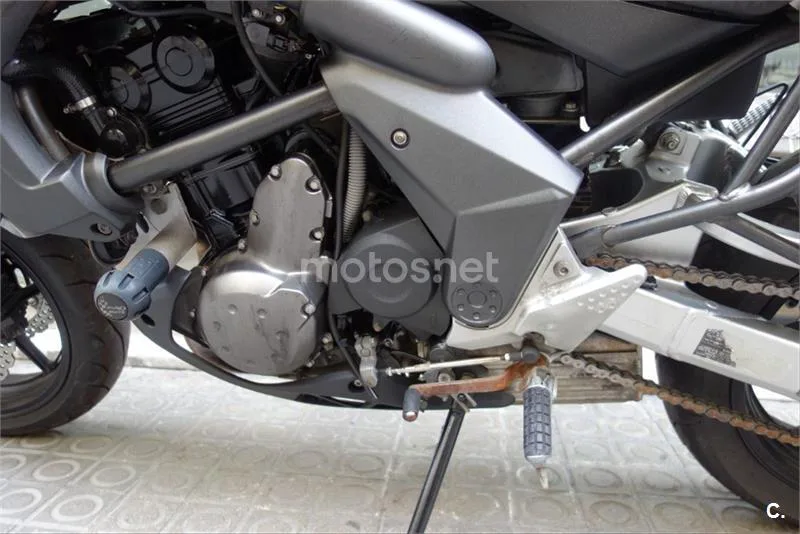 Kawasaki Versys 650 – Vista 14