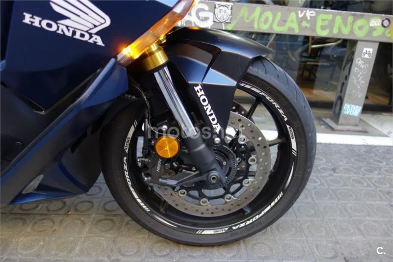 Honda Forza 750 – Vista 14