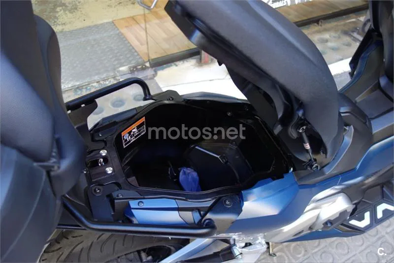 Honda Forza 750 – Vista 16