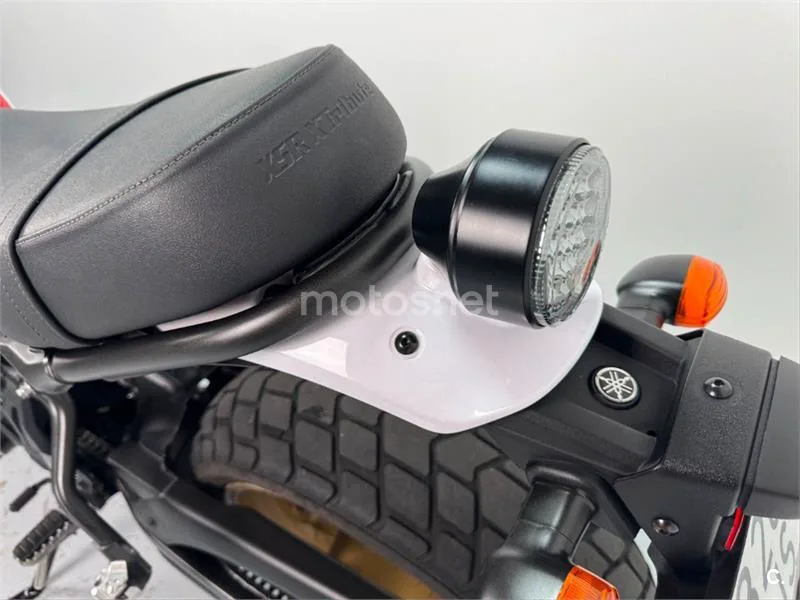 Yamaha XSR 700 – Vista 17