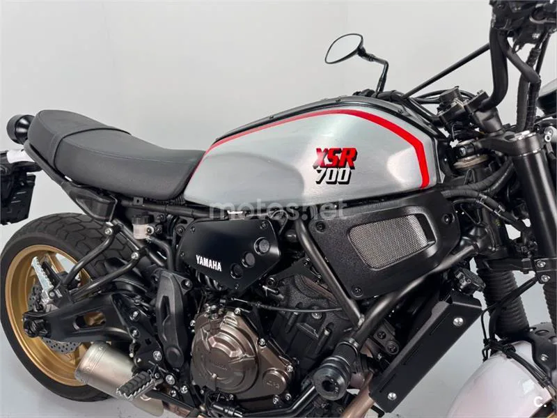 Yamaha XSR 700 – Vista 3