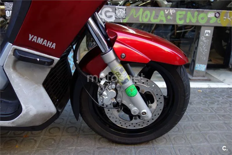 Yamaha XMAX 250 - Vista 13