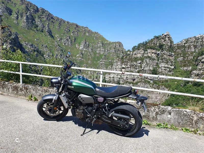 Yamaha XSR700 – Vista 2