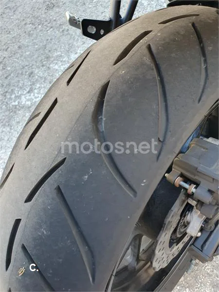 Yamaha XSR700 – Vista 7