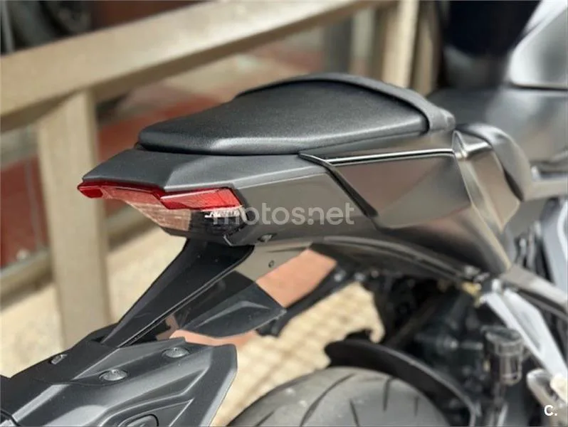 Yamaha MT-09 – Vista 5