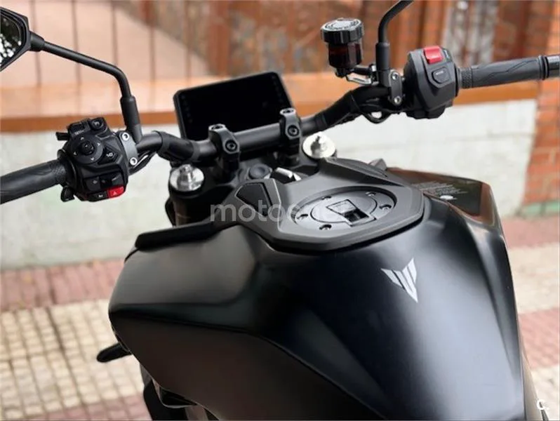 Yamaha MT-09 – Vista 6