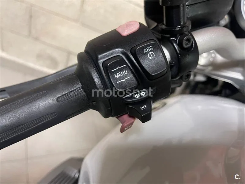 BMW R nineT – Vista 7