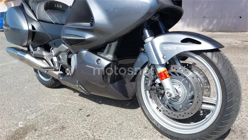 Honda NT 700 Deauville – Vista 14