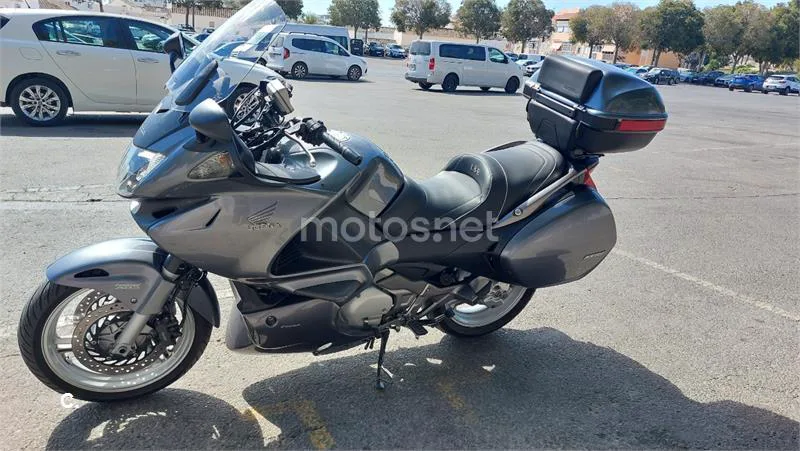 Honda NT 700 Deauville – Vista 18