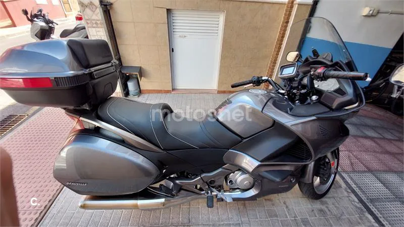 Honda NT 700 Deauville – Vista 3