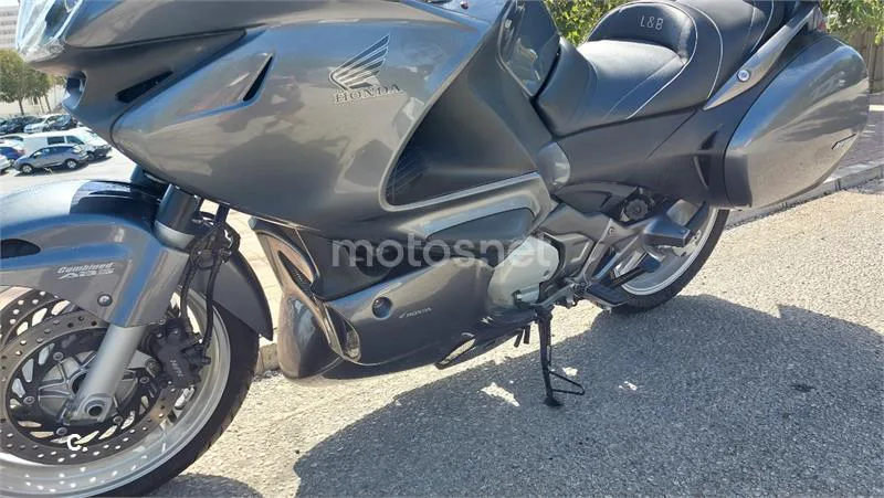 Honda NT 700 Deauville – Vista 23