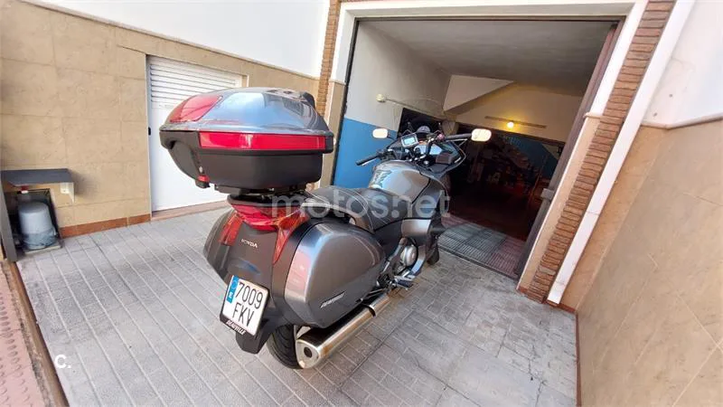 Honda NT 700 Deauville – Vista 33